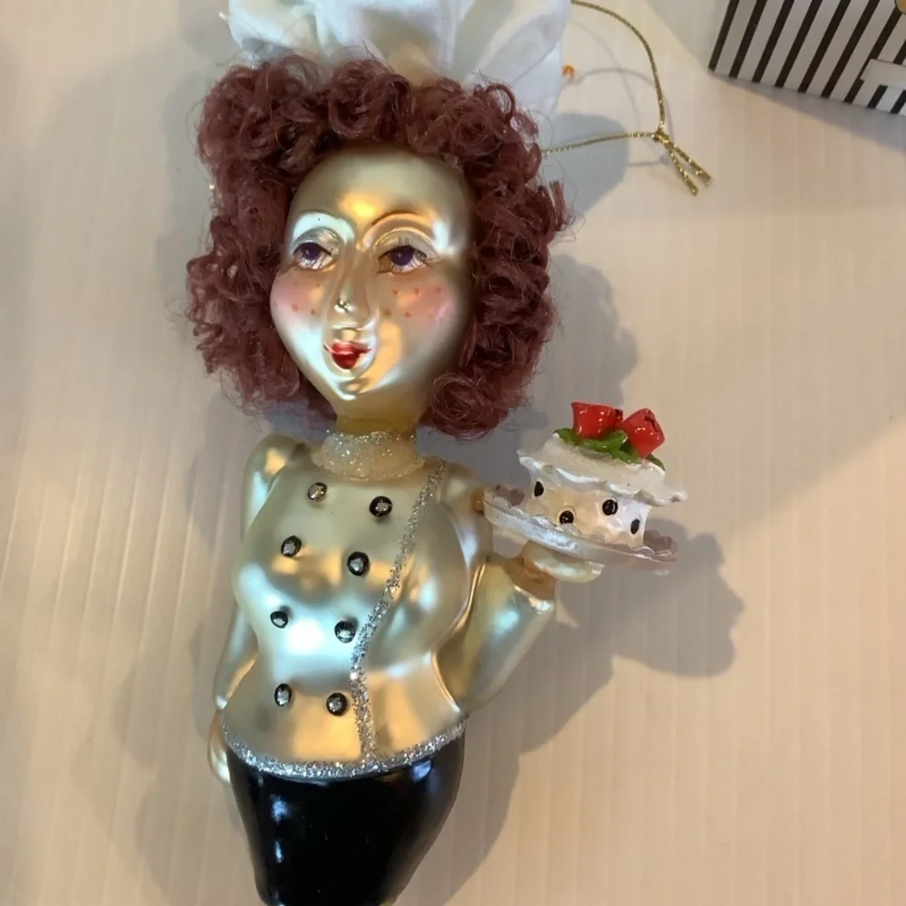 Kurt Adler “Lorilie’s Ladies” Collectible Figurine – Cookie Cake Chef w/ Box